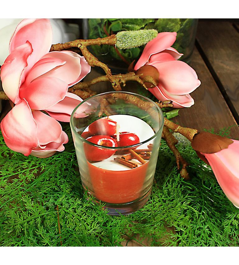 Scented candles in the glass AG