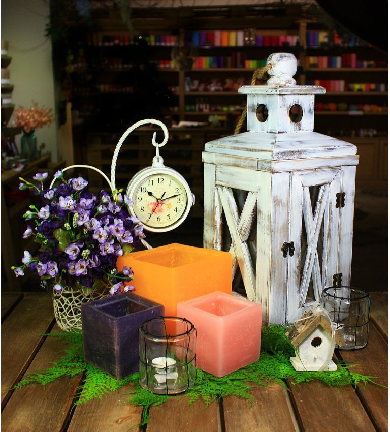 Hollow square candle