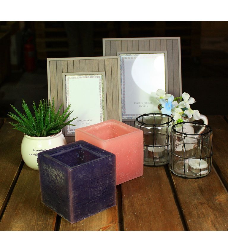 Hollow square candle